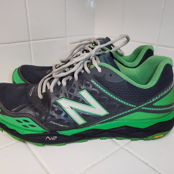 new balance leadville v2